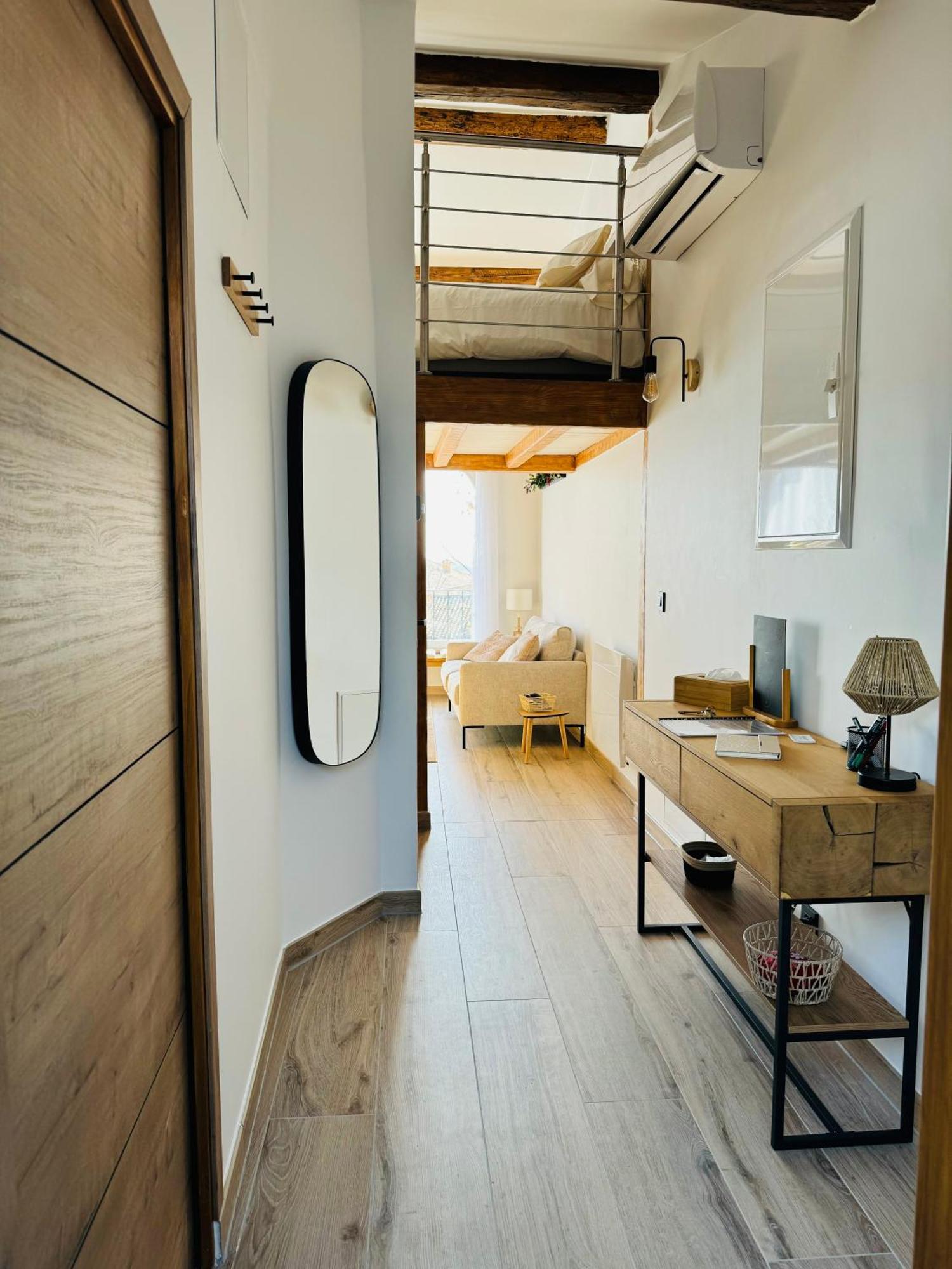 & Apartment Frejus